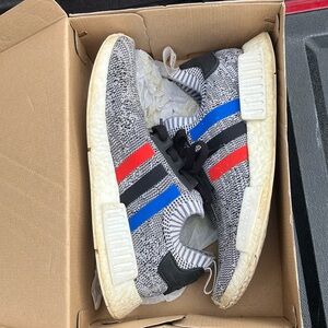 (Used Running Shoes) Adidas Black and Blue Sneakers with Knit Upper